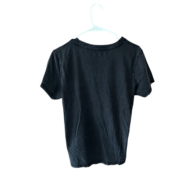 New GUESS Womens Rocker Rose Heart Lace-Up Graphic Tee Black Floral Print Sze M - Picture 6 of 13